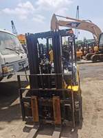 Chariots élévateurs Komatsu FD30 d'occasion de qualité supérieure, 3 tonnes, moteur japonais, contrepoids d'origine Komatsu FD30 FD50T FD25 FD30T-16