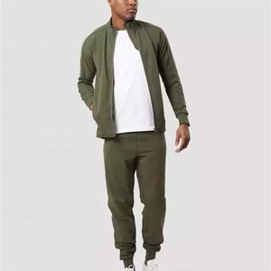 Personalizado de corte Slim cremallera completa deportes trajes de 2 piezas hombres chándal - Product Image 1