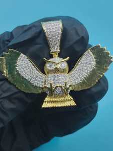 Colgante de Búho Volador Chapado en Oro de 18K con Moissanita y Plata 925, Corte Brillante Redondo, Joyería con Temática Animal Estilo Hip Hop para Unisex - Product Image 6