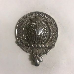 นี่คือตราสัญลักษณ์ของตระกูลสก็อตแลนด์ อาจเป็นตราสัญลักษณ์ของตระกูลอินเนส - Product Image 4