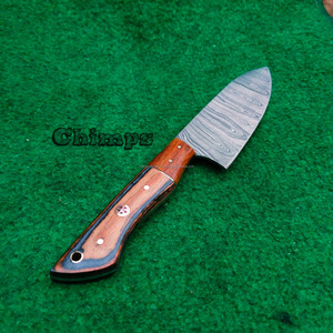 Couteau de chef Santoku professionnel en acier japonais Damas, manche pleine longueur en bois de Pakka, étui en cuir, écologique - Product Image 5