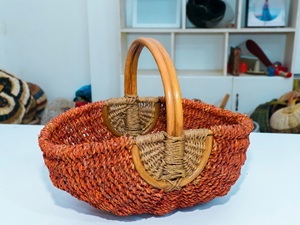 Panier en rotin vietnamien polyvalent pour la maison et les cadeaux, tissages vibrants, qualité artisanale - Product Image 2
