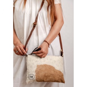 LW Sac à bandoulière en cuir à poils de vache pour femmes, fabriqué à la main, en fourrure véritable, vintage et tendance, pour robe d'été, style féminin. - Product Image 2