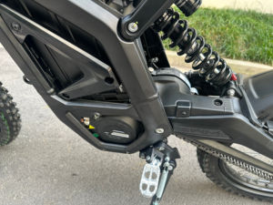 Motocicleta Eléctrica Todoterreno de Alta Velocidad 2025 Binsen EX2PRO con Luces LED y Carga Máxima de 100 kg - Product Image 3