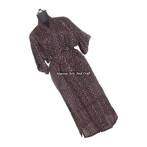 KL015 Kimono de Seda Vintage Bohemio para Mujer, Bata de Dormir Larga de Mezcla de Poliéster y Seda, Listo para el Invierno - Product Image 1