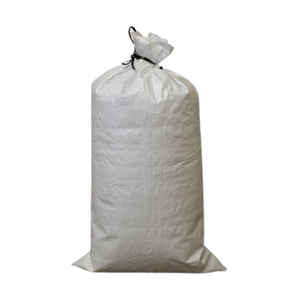 Sacos tejidos PP de plástico blanco personalizados para envasado de alimentos Proveedor de envasado T & T en Vietnam Semillas Grano Harina de arroz Embalaje de cerveza - Product Image 1