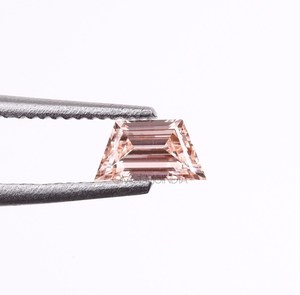 Hot Selling Premium IGI Certified Laser <b>Drilled</b> Lab Grown Trapezoid Cut Loose CVD Fancy <b>Pink</b> VVS Clarity Diamond Fine Jewelry - Product Image 3