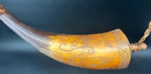 Correa de Cuero de Color Natural con Polvo de Cuerno de Búfalo Ecológico Hecho a Mano por ILAHI, Artículo de Arte Rústico Coleccionable para Halloween y Año Nuevo - Product Image 2