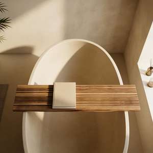 Porte-savon minimaliste en bois massif à motif unique |   Baignoire de forme irrégulière |   Accessoire de salle de bain facile à nettoyer par UO INDIA - Product Image 4