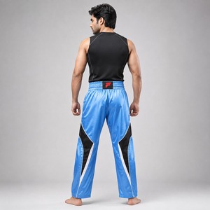 Pantalon de kick-boxing performant, fabriqué avec des matériaux respirants, assurant confort, flexibilité et durabilité. - Product Image 2