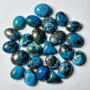 Pierres précieuses en turquoise naturelle de Morenci, formes variées, pierres polies, fabrication de bijoux, vente en gros - Product Image 1
