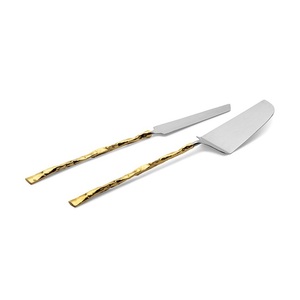 Ensemble de couverts en métal de la collection Classic Dining pour table de cuisine, restaurant, hôtel, acier inoxydable, durable - Product Image 1