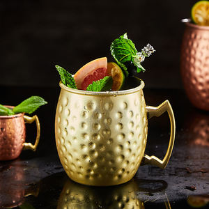 Mug en verre martelé doré style Moscou, en acier inoxydable et laiton, pour cocktails et bière, vaisselle de bar de luxe gaufrée - Product Image 1