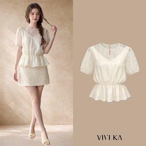 Blusa de satén de seda color crema para mujer con peplum, encaje floral transparente, escote corazón, manga abullonada, cintura elástica, elegante top chic de verano - Product Image 1