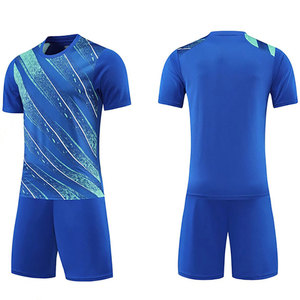 Tenue de sport professionnelle, uniforme de football pour adultes, nouveau design personnalisé par sublimation et taille personnalisée, uniformes de football unisexes - Product Image 4