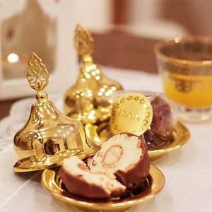 Bol à bonbons artisanal en acier poli miroir brillant avec bord incurvé, écologique, sans BPA, design tendance pour les fêtes - Product Image 1