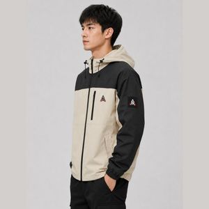 Veste coupe-vent pour homme, idéale pour l'extérieur, offrant une coupe confortable, une construction durable et une protection fiable contre le vent - Product Image 3