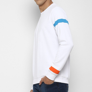 Sweat-shirt d'hiver pour homme le plus vendu, à manches longues, col rond, en tissu polaire uni, avec logo personnalisé, style sportif et décontracté - Product Image 2