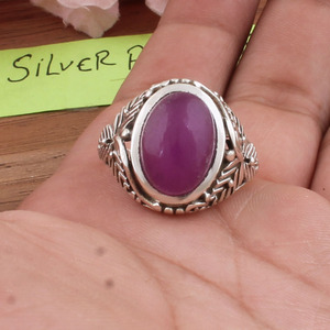 แหวนเงินแท้ 925 ประดับหยกสีม่วงลาเวนเดอร์ธรรมชาติ ดีไซน์คลาสสิก เหมาะสำหรับผู้หญิงในโอกาสงานแต่งงานและงานปาร์ตี้ - Product Image 3
