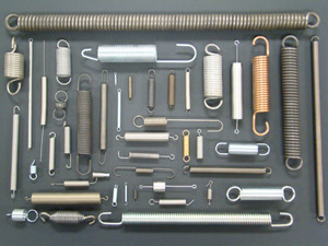 Ressort d'extension personnalisé de haute qualité avec crochet allemand ressort d'extension de crochet anglais de l'usine du Vietnam - Product Image 3