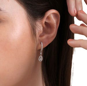 ต่างหูเพชรทรงหยดน้ำ DEF Color VS VVS Clarity Pear Round Lab Grown Diamond  แบบห่วง  ทองคำแท้ 10K 14K  ได้รับการรับรองจาก IGI - Product Image 5