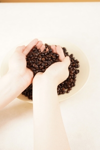 Granos de Café Verde, Aroma Natural, Café Robusta 12.5%, para Tostadores y Fabricantes, 24 Meses de Vida Útil, de Vietnam - Product Image 3