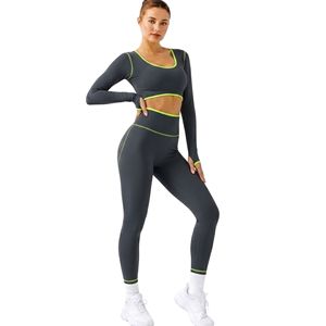 Conjuntos de Yoga Clásicos para Mujer en Verde Oscuro, Compresión, Nailon y Elastano, Ligeros, Transpirables, Flexibles, Ropa Deportiva OEM - Product Image 3
