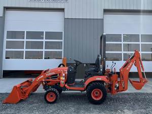 ผู้จัดจำหน่ายโดยตรง รถแทรกเตอร์ Kubota BX23S รถแทรกเตอร์ดีเซลขนาดเล็ก ขับเคลื่อน 4 ล้อ พร้อมที่ตักดินและหลังขุด เครื่องจักรกลการเกษตรและก่อสร้าง ราคาโรงงาน OEM ราคา FOB - Product Image 6