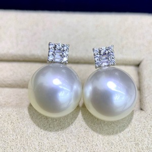 Pendientes de Plata de Ley S925 de Estilo Retro Buchirati, Perlas Naturales Redondas e Impecables de Alta Calidad de 9-10 mm - Product Image 3