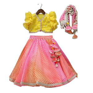 Tenue traditionnelle indienne pour filles, Lehenga Choli avec dupatta, en soie moderne, pour fêtes, mariages et festivals - Product Image 2