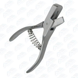 Lightweight 6" Stainless Steel Veterinary <b>Ear</b> Notcher Manual Pig Sheep and Goat <b>Ear</b> Tagging <b>Tool</b> with Precision Notching - Product Image 4