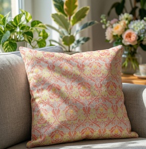 Housse de coussin de style scandinave traditionnel avec motif botanique, illustrée par une œuvre d'art rouge vibrante, fourniture directe d'usine 18X18 - Product Image 3