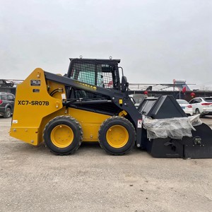Minicargadora XC7-SR07B con Motor Diésel, Sistema Hidráulico Potente Controlado por PLC, Carga Útil con Ruedas y Radio de Giro Corto - Product Image 3