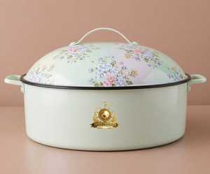 Pastel Green Cooking Pot With Floral Lid Vintage Style Kitchenware With Handles And Gold Emblem Premium Cookware - Product Image 1