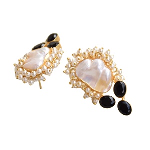 Boucles d'oreilles pendantes en perles de designer avec pierre précieuse polie, perle plaquée rhodium et bijoux de qualité artisanale - Product Image 2