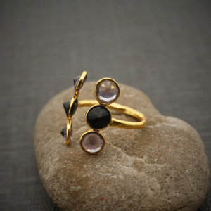 Anillo Geométrico de Amatista y Ónix |   Joyería Minimalista Chapada en Oro de 18K - Regalo para Ella para Uso Diario - Product Image 3