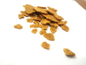 Huile de graines de moutarde jaune de qualité supérieure, extraction de gâteau d'huile de moutarde, approvisionnement en vrac, tourteaux de graines de moutarde, alimentation pour bétail, alimentation pour bovins laitiers - Product Image 1