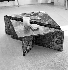 Mesa de Centro Moderna de Mármol Blanco con Estructura de Latón y Superficie de Piedra Natural y Resina para Uso en Hoteles - Product Image 3