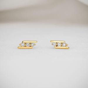 Pendientes de Barra con Diamantes Cultivados en Laboratorio en Oro Sólido de 14K, Pendientes de Diamantes Minimalistas para Mujer, Idea de Regalo de Joyería Fina Moderna - Product Image 3