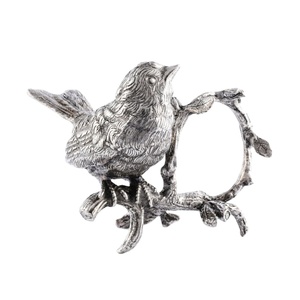 แหวนรองผ้าเช็ดปากโลหะลายนกสีเงินโบราณ ดีไซน์กิ่งไม้ตกแต่ง ที่ใส่ผ้าเช็ดปากสุดหรู อุปกรณ์ตกแต่งโต๊ะอาหาร - Product Image 1