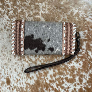 New Design Cowhide Fur Clutch Hand Tooled Carving <b>Wallet</b> Clutch Western Stylish <b>Wallet</b> Multi Uses Hot Sale Clutch for <b>Women's</b> - Product Image 3