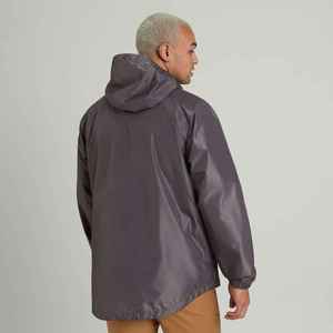 Veste à capuche pour homme gris foncé, style décontracté, couleur unie, en polyester, coupe-vent softshell avec logo frontal pour l'automne - Product Image 5