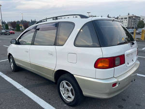 Venta de Alta Calidad, Modelo Antiguo 1997 Ipsum 4WD AT de Fábrica, Volante a la Derecha, LISTO PARA ENVIAR - Product Image 3