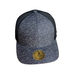 Casquettes de camionneur respirantes et imperméables de qualité supérieure, 100 % polyester, pour les voyages, service OEM disponible au Vietnam - Product Image 1