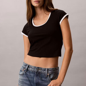 T-shirt court pour femme, col profond, pour entraînement en extérieur, course à pied, rembourré, écologique, fitness, coupe ajustée, crop top - Product Image 1