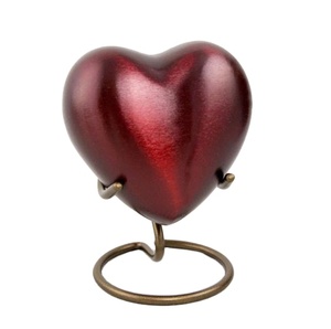 Urne funéraire en métal rouge antique de qualité supérieure, en forme de cœur, pour cérémonie de crémation, utilisations décoratives, urne de crémation étonnante, style américain - Product Image 1
