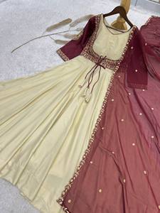 New Designer Women Presenting 3 Piece Stylish Gown With Beautiful Koti And Dupatta Set - Product Image 4