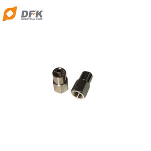 Adaptateurs de raccordement Luer Lock de qualité médicale usinés sur commande par CNC |   Composant de distribution de précision en acier inoxydable, filetage G ISO - Product Image 2