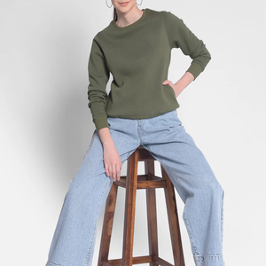 Sweat-shirts décontractés d'hiver pour femmes de qualité supérieure, 100% polyester, imprimés sur mesure, respirants, élégants, pulls OEM/ODM en gros - Product Image 2