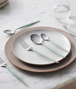 Ensemble de couverts minimalistes avec manches vert menthe, en acier inoxydable, passe au lave-vaisselle, pour une utilisation sur la table de mariage - Product Image 5